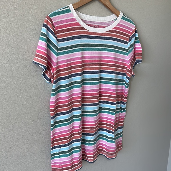 TORRID Multicolor Rainbow Striped Short Sleeve Crewneck Tee Classic Fit Size 0/L - Picture 3 of 8